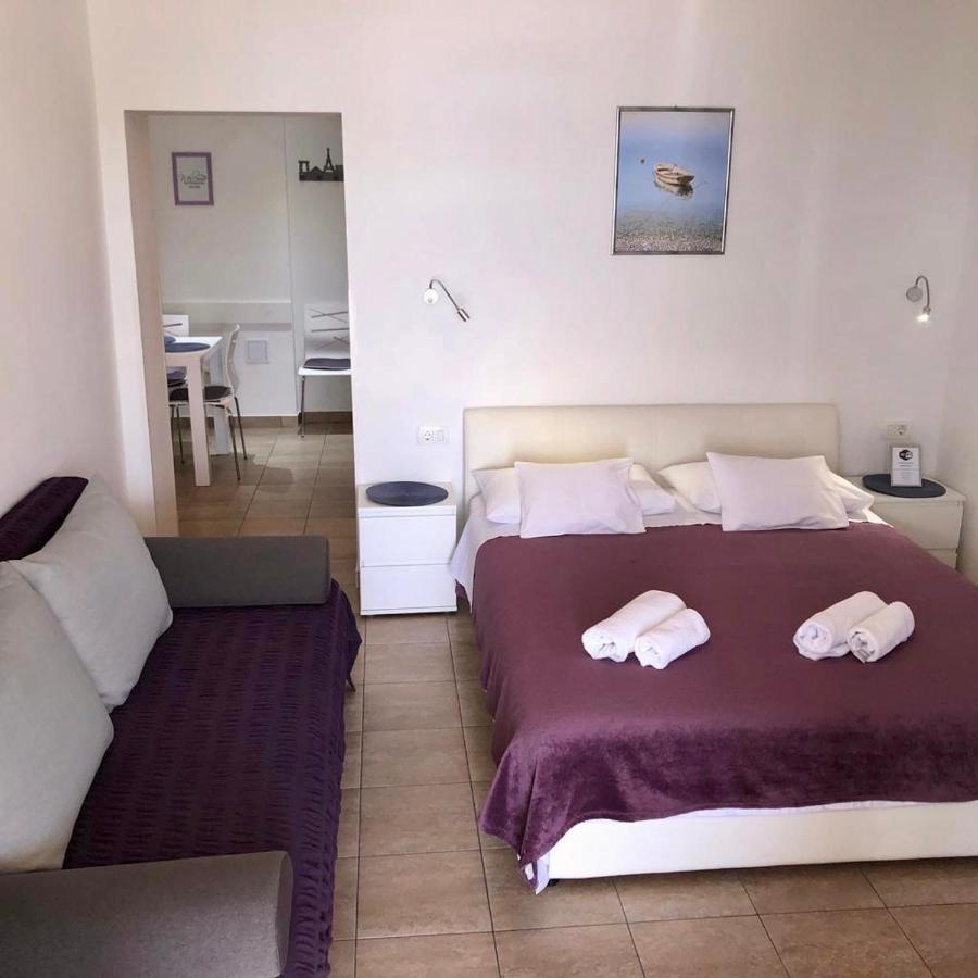 Apartmani “Kresimir” أوميس المظهر الخارجي الصورة
