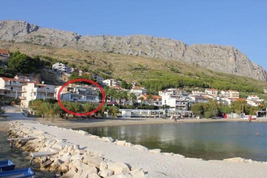 Apartmani “Kresimir” أوميس المظهر الخارجي الصورة
