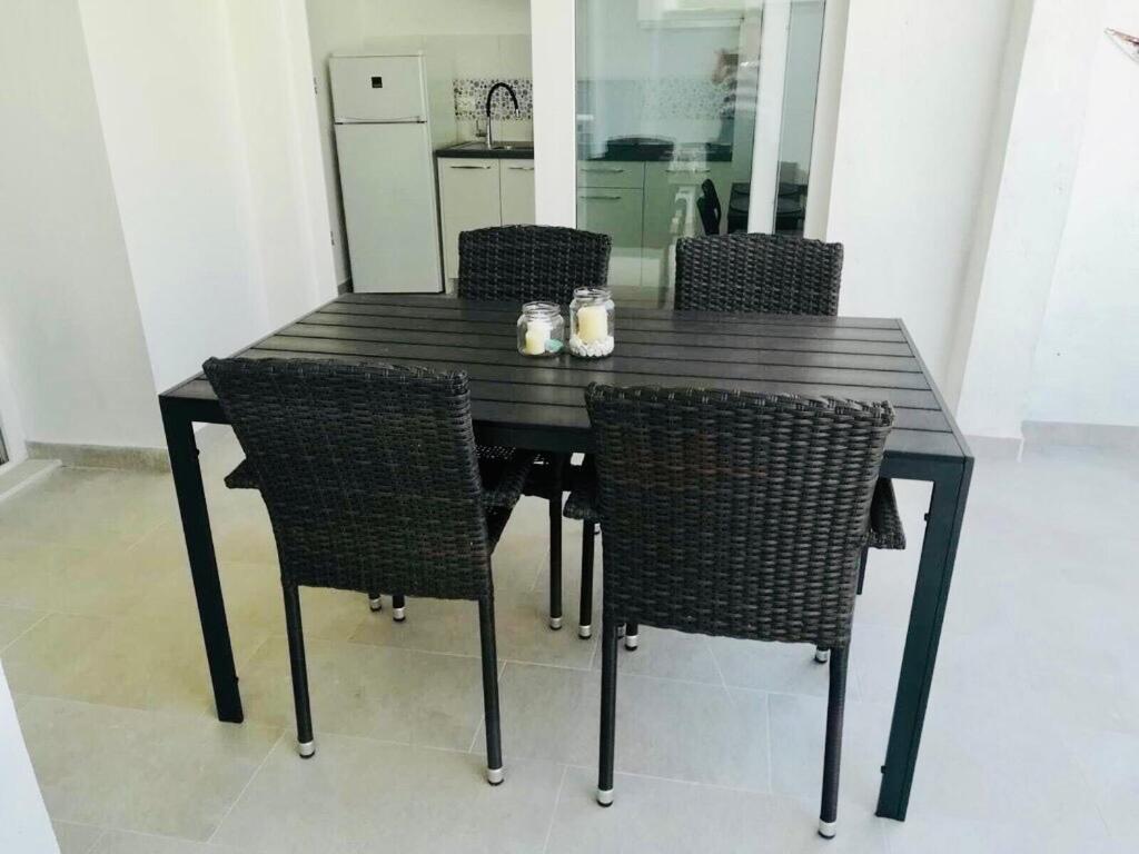 Apartmani “Kresimir” أوميس المظهر الخارجي الصورة