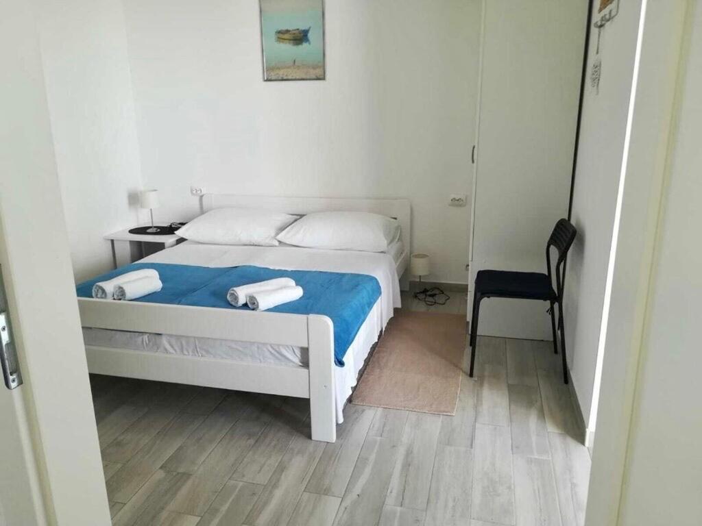 Apartmani “Kresimir” أوميس المظهر الخارجي الصورة