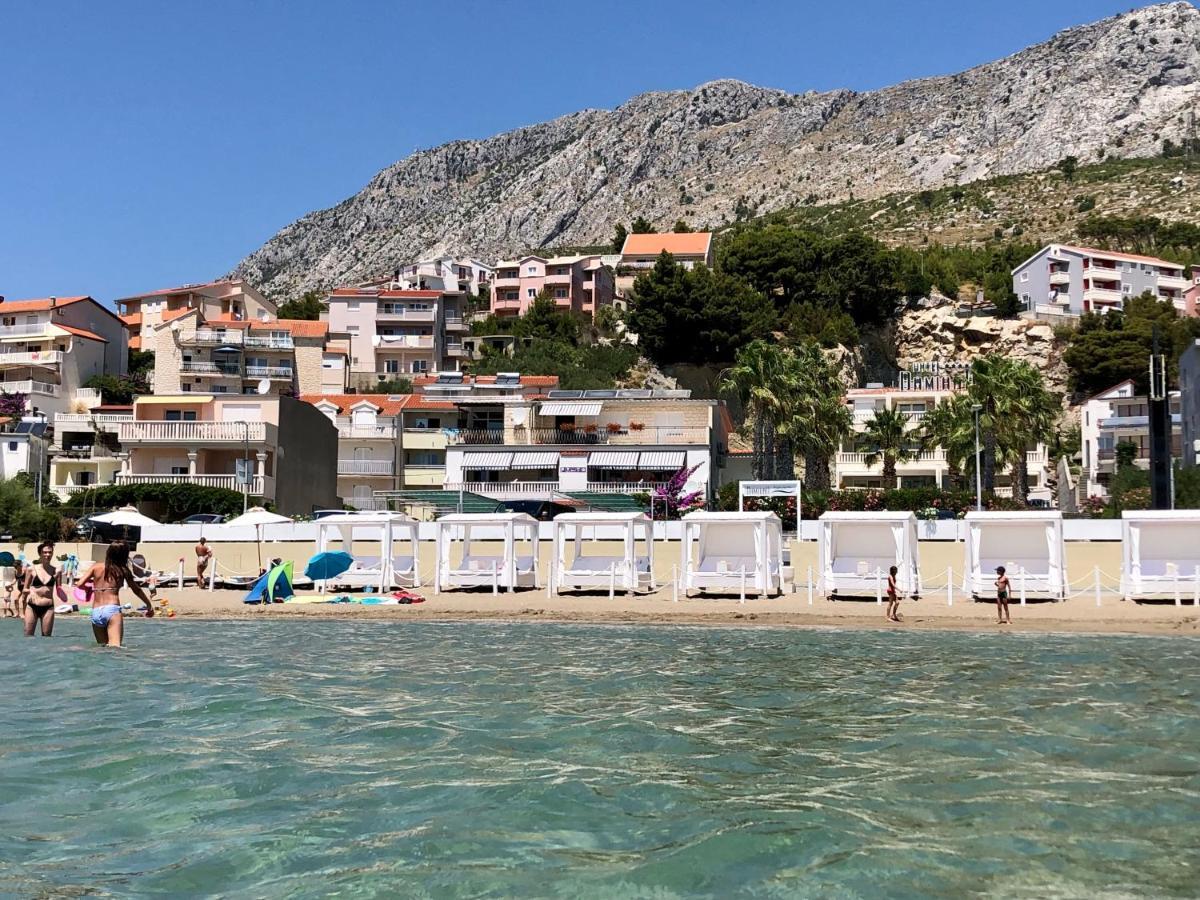 Apartmani “Kresimir” أوميس المظهر الخارجي الصورة