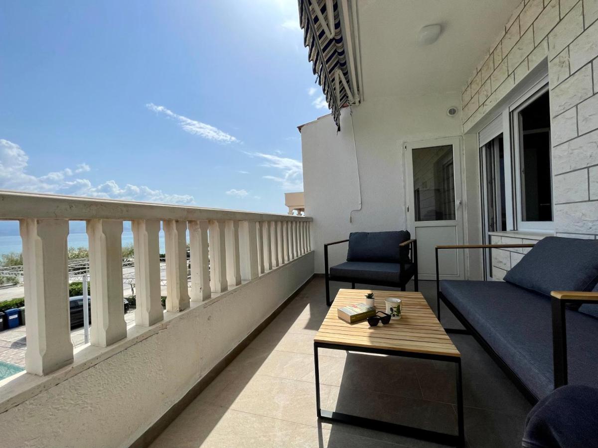 Apartmani “Kresimir” أوميس المظهر الخارجي الصورة