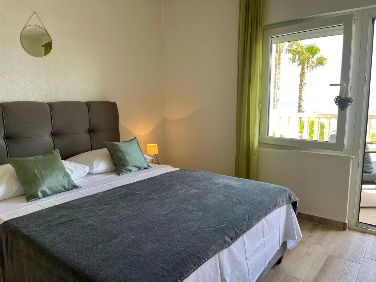 Apartmani “Kresimir” أوميس المظهر الخارجي الصورة