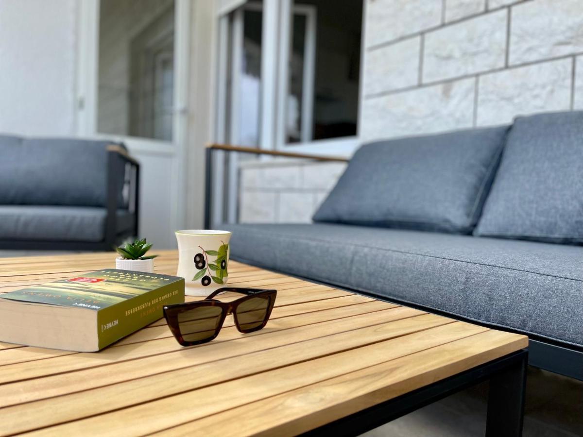 Apartmani “Kresimir” أوميس المظهر الخارجي الصورة